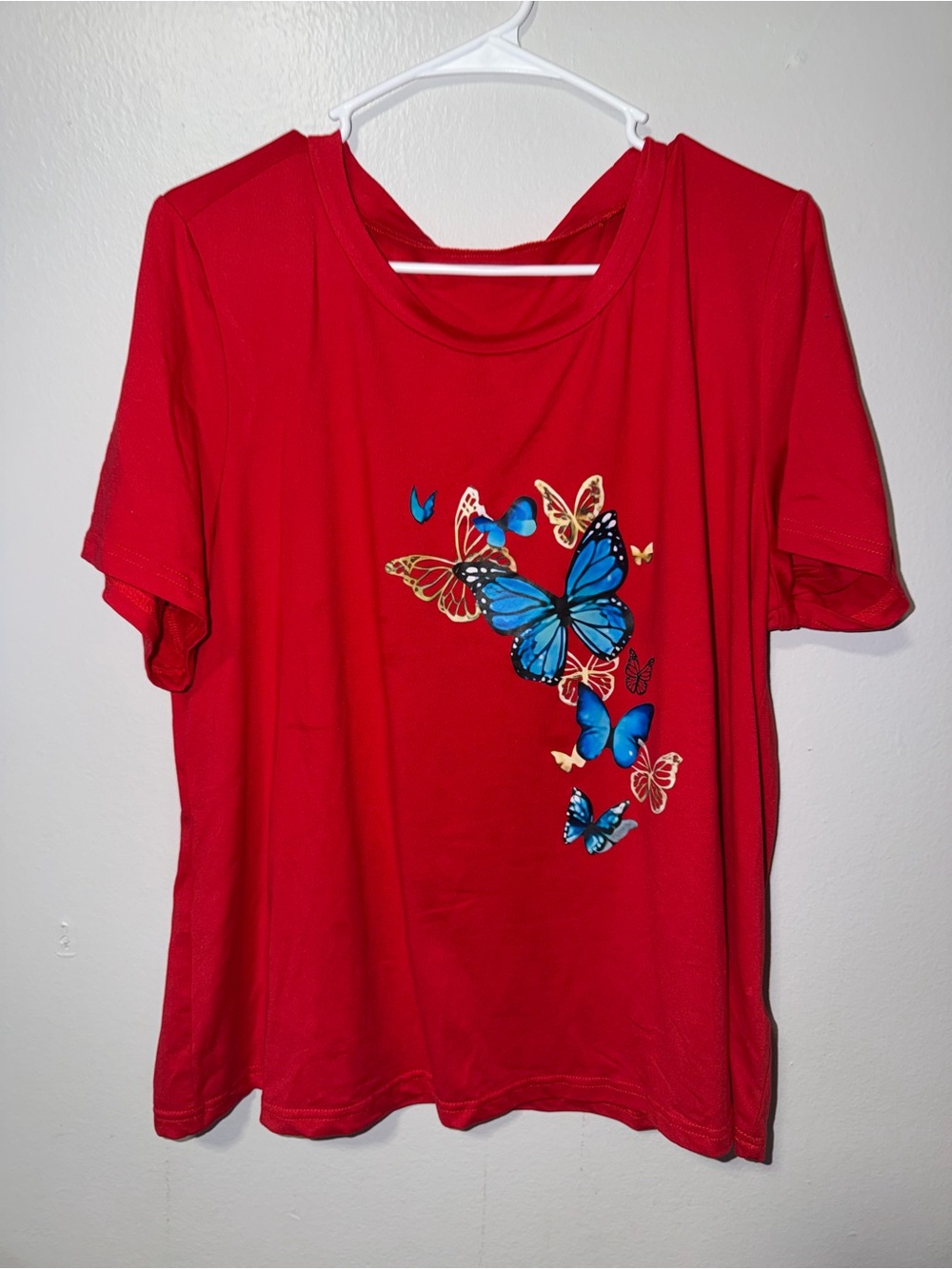 SHEIN Red Short-Sleeve Tee with Blue & Gold Butterfly Print